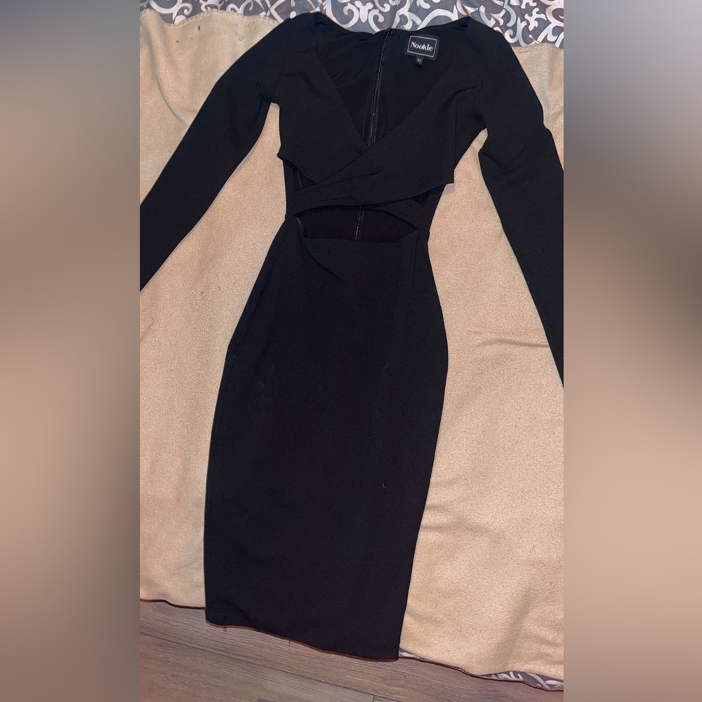 Black long sleeve dress